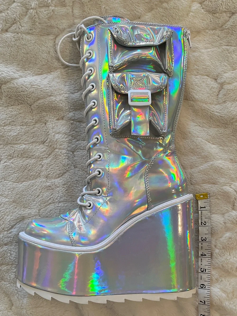 Dolls Kill YRU Dune Silver Hologram Pocket Platform Boots, Sz 9M